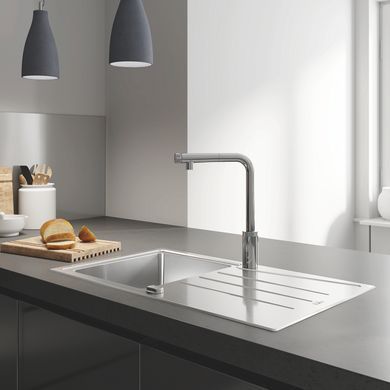 фото Змішувач для кухні з висувним виливом Grohe Eurosmart New (31613000)