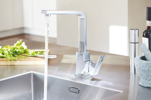 фото Змішувач для кухні Grohe Eurocube (31255000)
