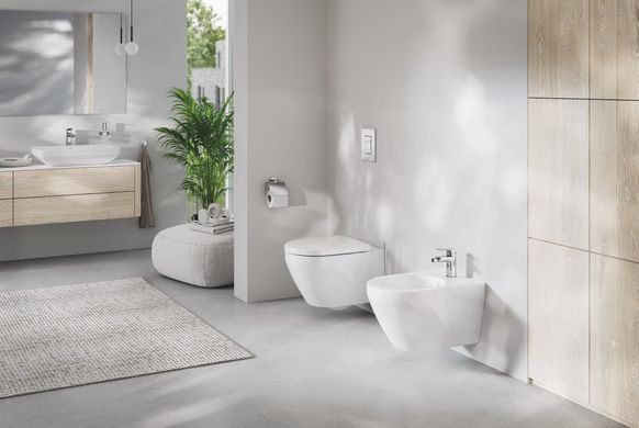 фото Одноважільний змішувач для біде S-розміру Grohe Cubeo (1018100000)