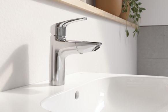 фотографія Змішувач для раковини з висувним виливом Grohe Eurosmart New (23976003)