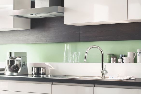 фотографія Змішувач для кухні з висувним виливом Grohe Eurosmart Cosmopolitan (31481001)
