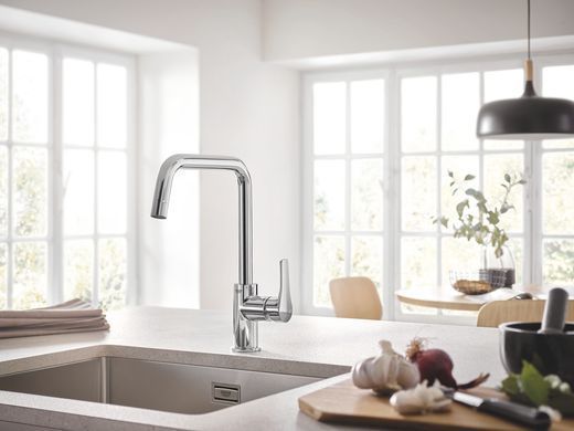 фото Змішувач для кухні Grohe Eurosmart New (30567000)